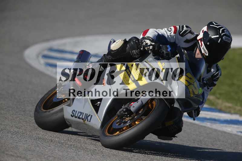 /Archiv-2024/02 29.01.-02.02.2024 Moto Center Thun Jerez/Gruppe gruen-green/122